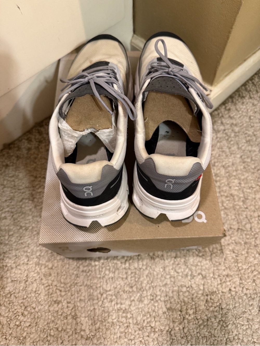Women’s Cloudvista OnClouds Size 9.5 - Picture 5 of 6